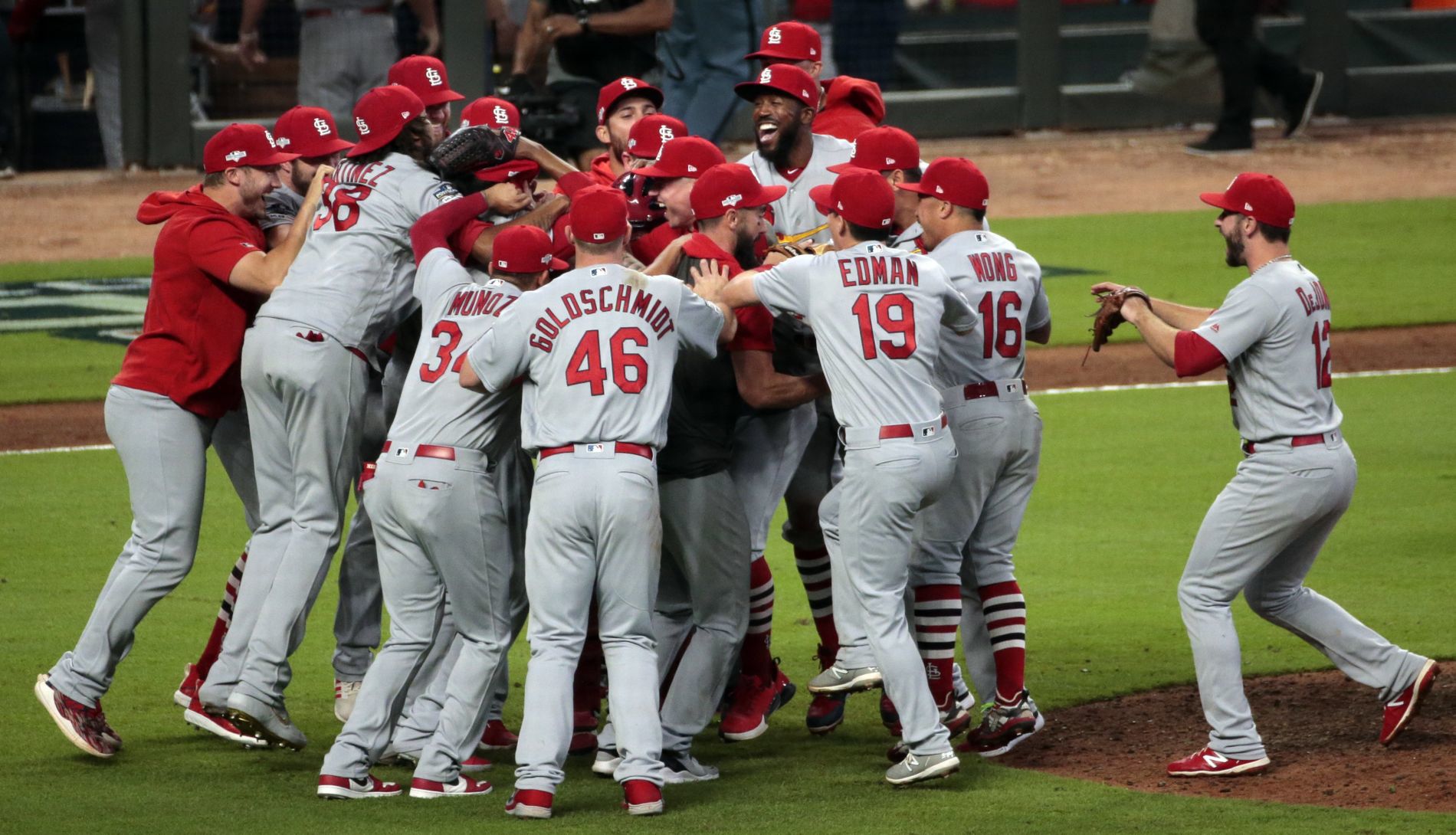 Cardinals take NLDS, on to the league championship